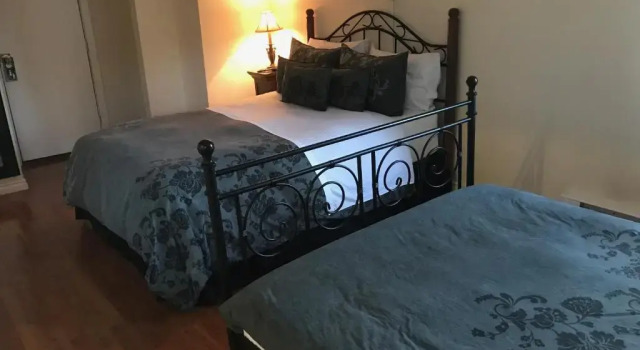 Dominion Hotel, Varaa Hotelli  