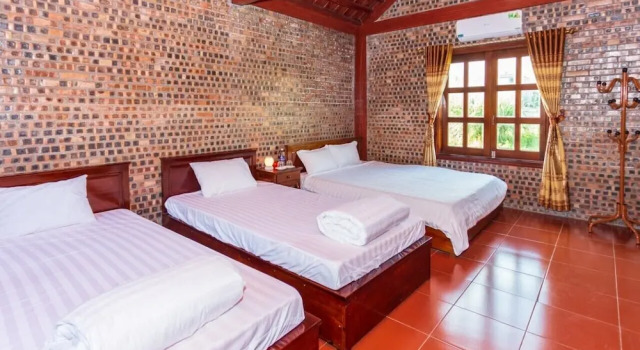 Семейный номер Standard с балконом Bai Dinh Eco Homestay
