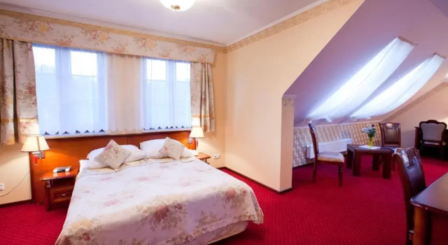 Апартаменты Superior Hotel - Dworek Tryumf