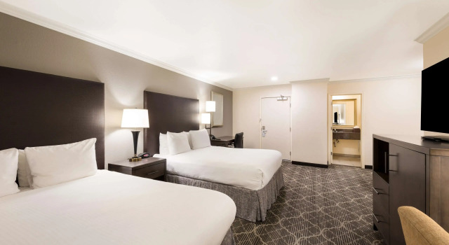 Четырёхместный люкс Best Western Danville Sycamore Inn