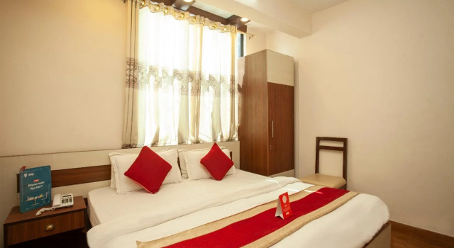 OYO 219 Hotel Royal Kusum