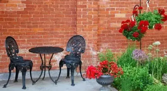 Queen and Albert B&B, Забронировать Отель Отели Стратфорд с парковкой, рядом с Avon Theater, Парковка