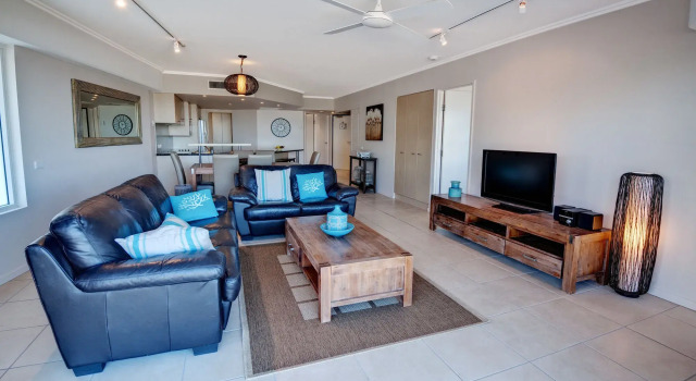 Rolling Surf Resort, Buchen Sie Resort Hotels in Caloundra mit Pool, Schwimmbad
