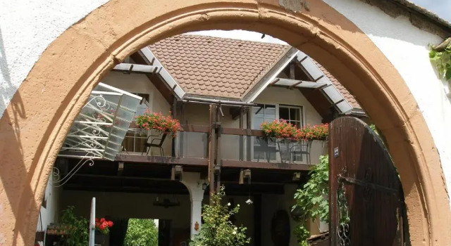 Апартаменты с балконом Gästehaus im Malerwinkel-Rhodt