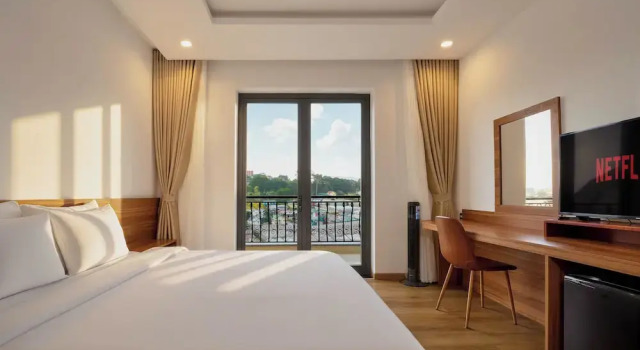 Двухместный номер Deluxe с видом на сад The Elegant Dalat