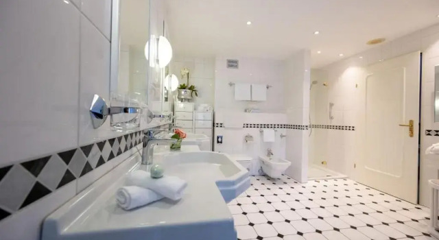 Люкс Luxury Hotel Admiral am Kurpark