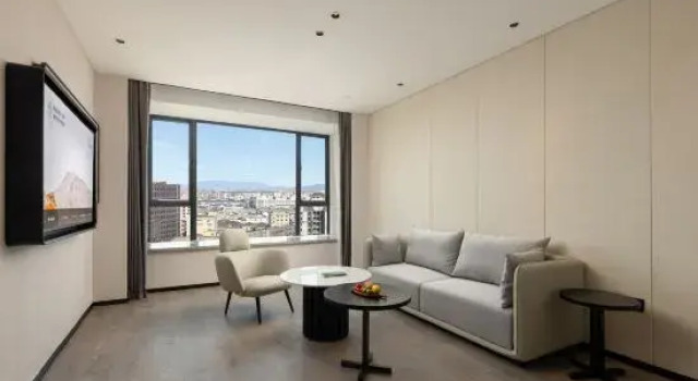 Двухместный люкс Atour Hotel Zhongshan Henglan Chang New Times Square
