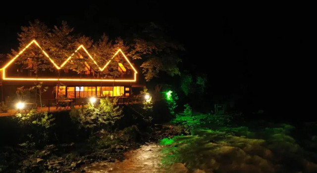 Люкс с видом на реку Tanura Bungalows Otel