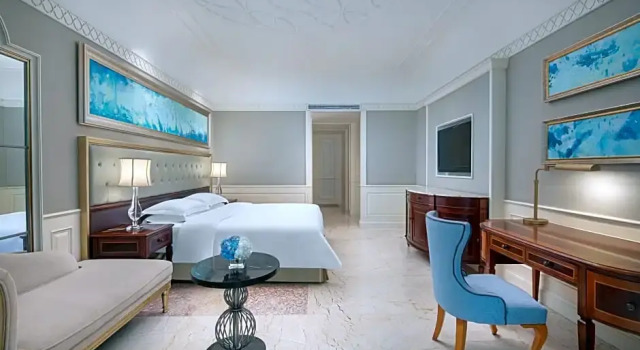 Семейный люкс c 1 комнатой Crowne Plaza Resort Sanya Bay by IHG