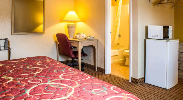 Двухместный номер Standard Econo Lodge Inn & Suites Walnut