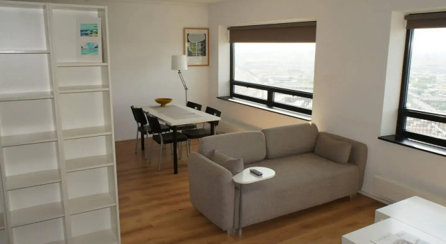 Amazing SkyStudio on 30th floor 737, Book Hotel Laak 
