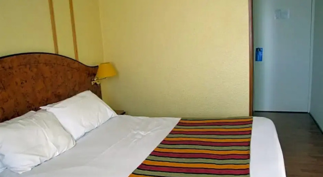 Номер Standard Logis Hôtel & Restaurant & Bar LE COTTAGE