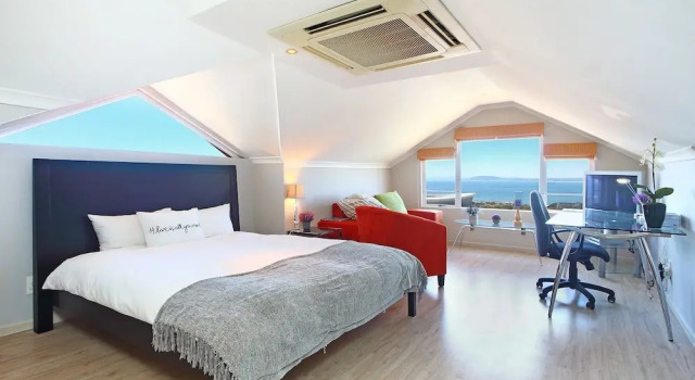 Panova by Totalstay