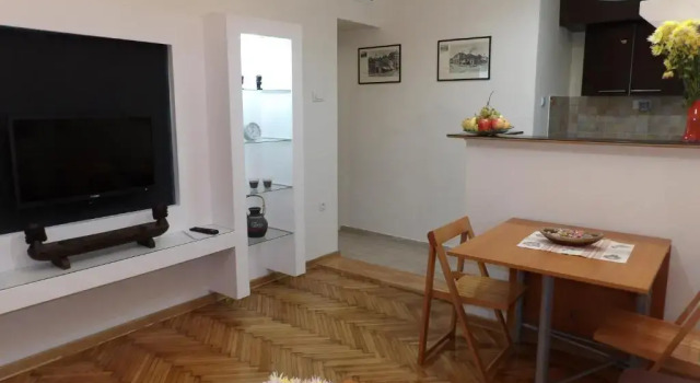 Апартаменты M&M Downtown Apartment