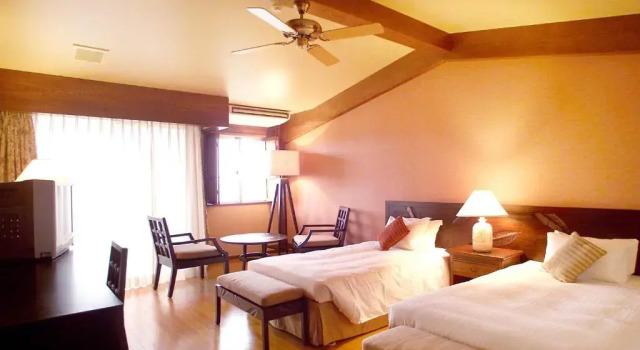 Клубный номер Deluxe с видом на сад Coco Garden Resort Okinawa