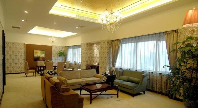 Zhengzhou Weilai Conifer Hotel, Book Hotel Jinshui District Henan