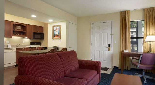 Двухместный люкс Affordable Suites of America Grand Rapids