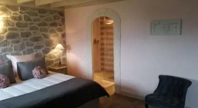 La Maison sur les Nuages, Забронировать Отель Saint-Christophe 