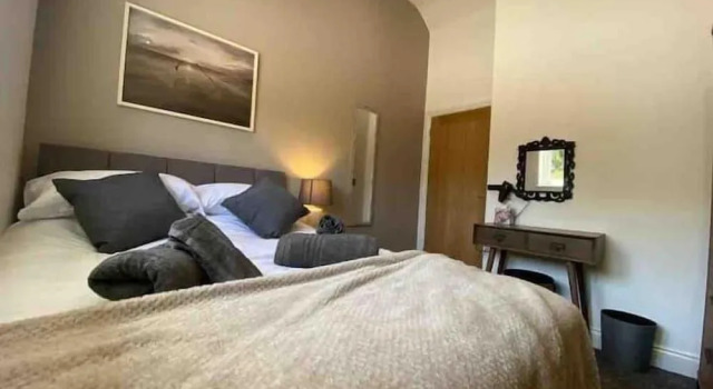 Pine Cottage, Book Feriehus Carew Glamorgan