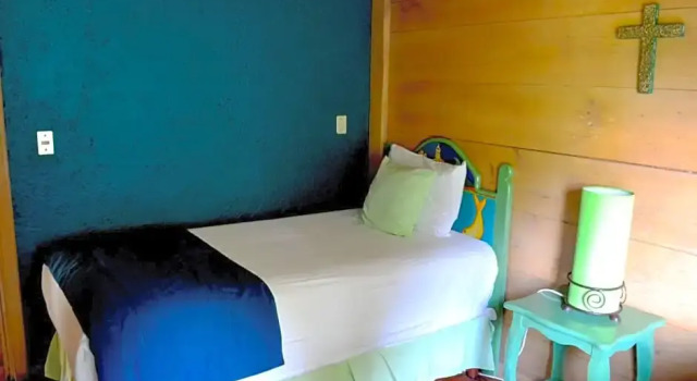 Коттедж с 2 комнатами Zirahuen Forest And Resort