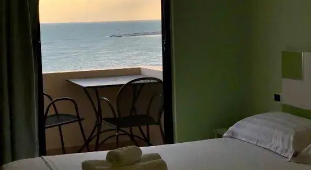 Двухместный номер Standard Hotel President