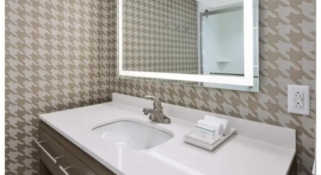 Люкс Home2 Suites Wilmington