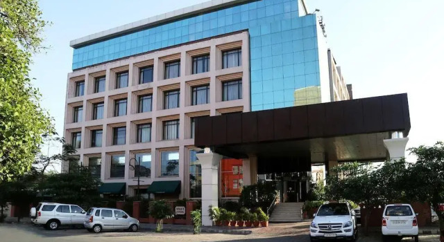 Hotel President