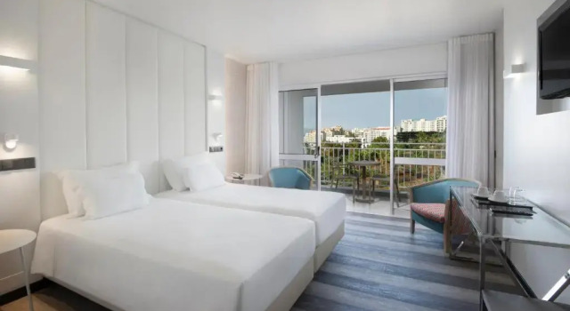 Трёхместный номер Standard Hotel Alto Lido