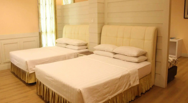 Aldy Hotel Stadthuys, Забронировать Отель Отели Малакки с парковкой, рядом с Торговый центр Dataran Pahlawan Melaka Megamall, Парковка