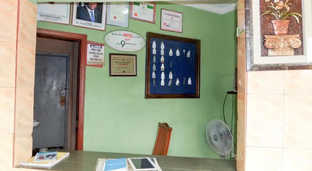 Dansaky Hotels & Suites, Buchen Sie Hotel Ijaiye Alimosho