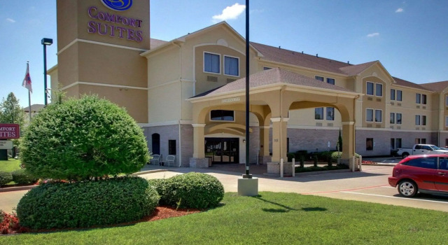Comfort Suites Tyler South