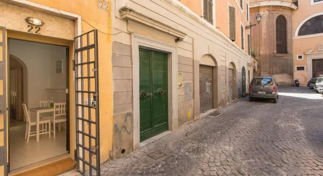 Rental In Rome Studio Pantheon, Забронировать Отель Пантеон Рим, рядом с Уста истины