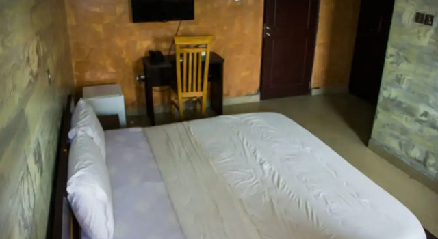 Номер Executive Glasshouse Hotel and Suites