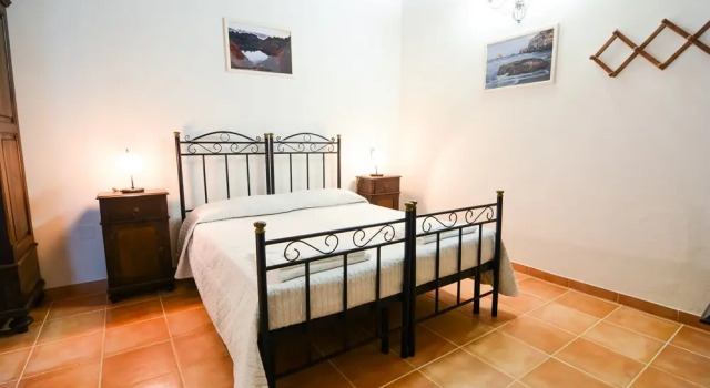Tenuta Santicuti, Book Hotel Hoteller i Vernole med parkering, Parkering