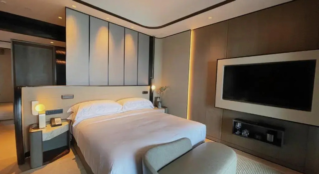 Двухместный номер Premium InterContinental Shanghai Harbour City by IHG