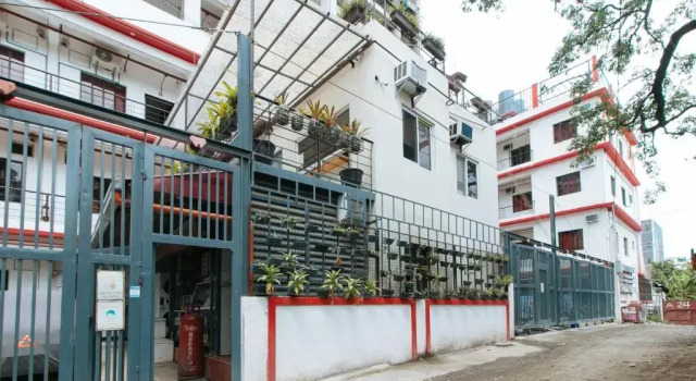 RedDoorz Plus near Tambo Paranaque, Buchen Sie Hotel Hotels in Luzon mit Pool, Schwimmbad