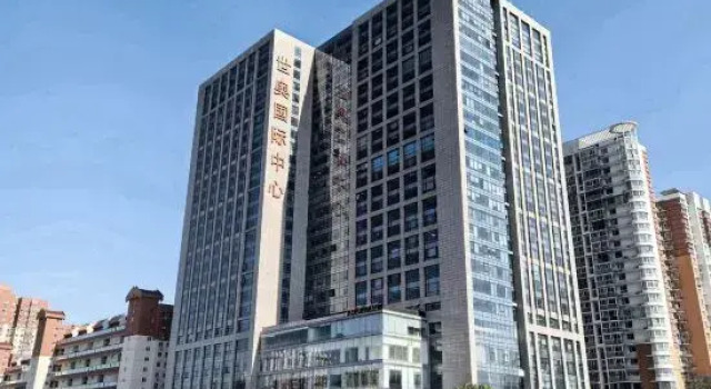 RuYi  Hotel, Забронировать Отель Отели Пекина с парковкой, рядом с Университет международного бизнеса и экономики, Парковка