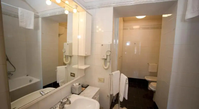 Апартаменты Мансарда c 1 комнатой B&B Il Pettirosso di Siena
