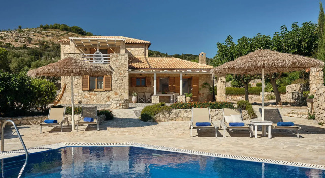 Вилла Blue Caves Villas - exceptional Villas with private pools direct access to the sea