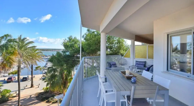 Апартаменты CANAMI... Luxury apartment with best sea views.