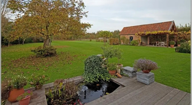 B&B Yentl's Place, Réserver Chambre d'hôtes Hôtels à Flanders avec parking, Parking