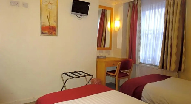 Номер Standard Americana Hotel