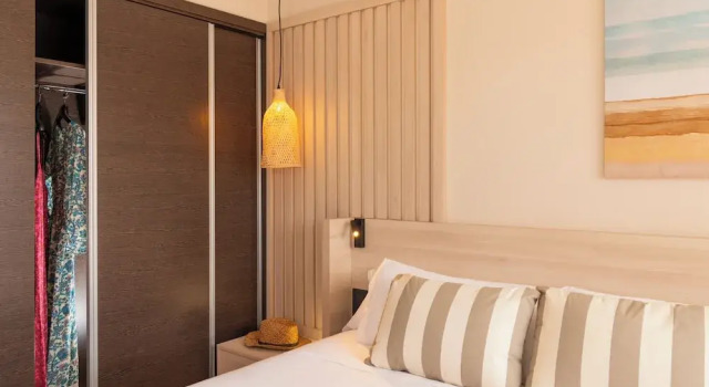 Двухместный Полулюкс с балконом AQUA Hotel The Breeze & Spa