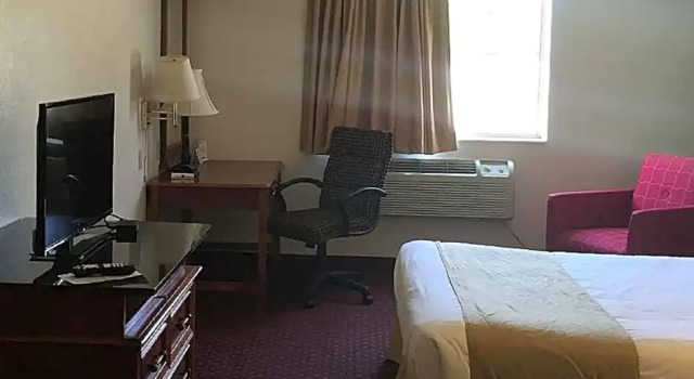 Четырёхместный номер Standard Osceola Grand Hotel