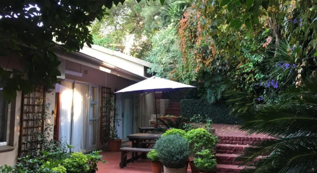 Двухместный номер Standard Pumleni Guesthouse
