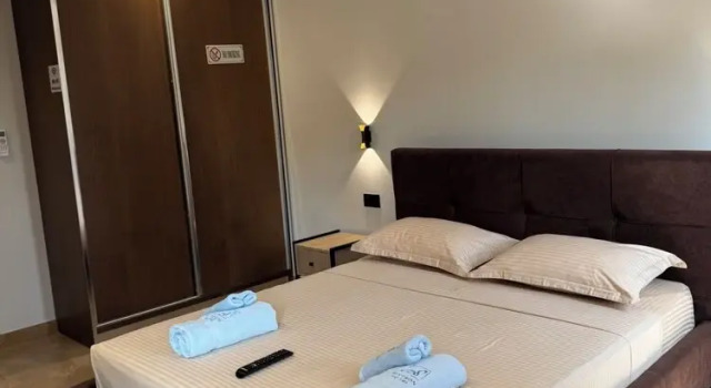 Standard Doppel Zimmer mit Blick auf den Innenhof Ritson Hotel