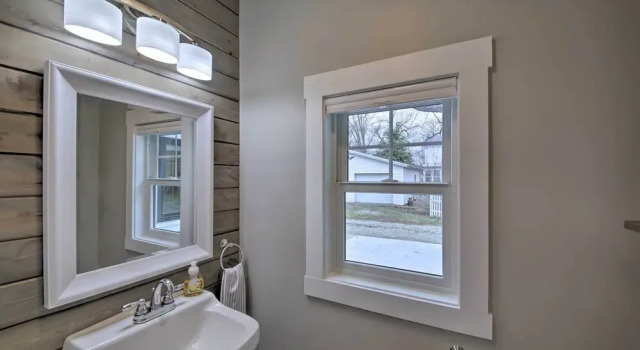 Коттедж Renovated Craftsman House w/ Patio & Fire Pit!
