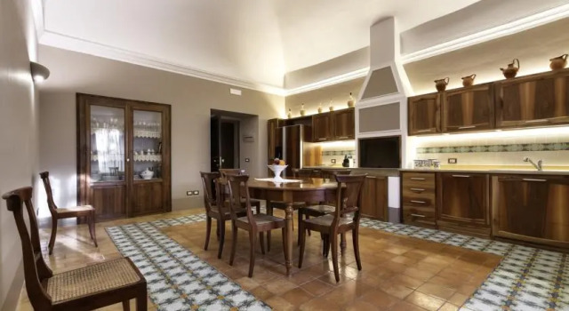 La Villa Teloni, Book Villa San Severino Marche 