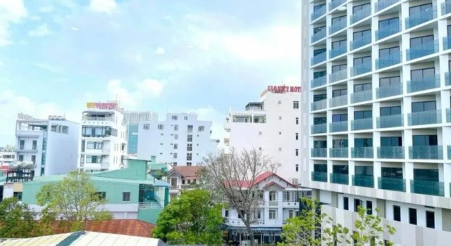 Y Linh Hotel
