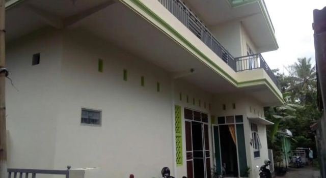 LG Homestay, Rezervovat Hotel Kepanjen East Java